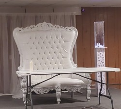 20240908 100747 1728144063 White Double Throne Chair Rental